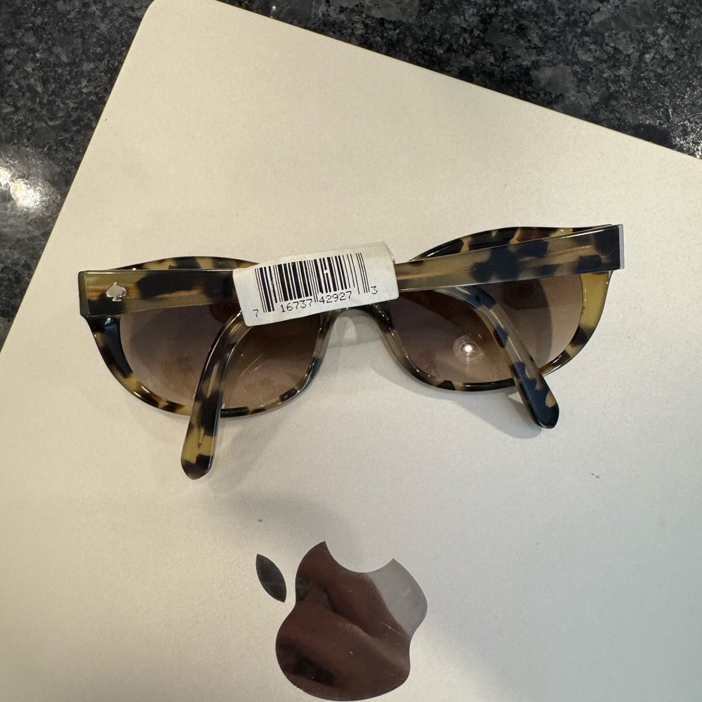Tortoise Shell Sunglasses - Picture 2 of 3